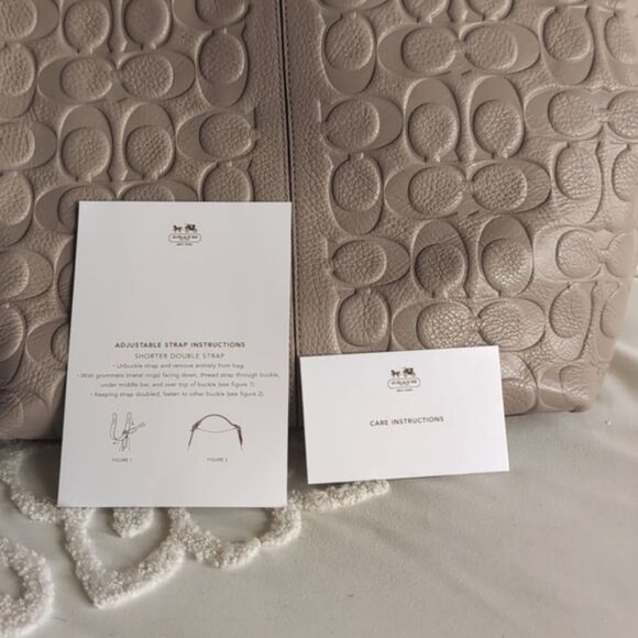 Vintage Coach Legacy Embossed Taupe HOBO Bag NWOT - Picture 12 of 17